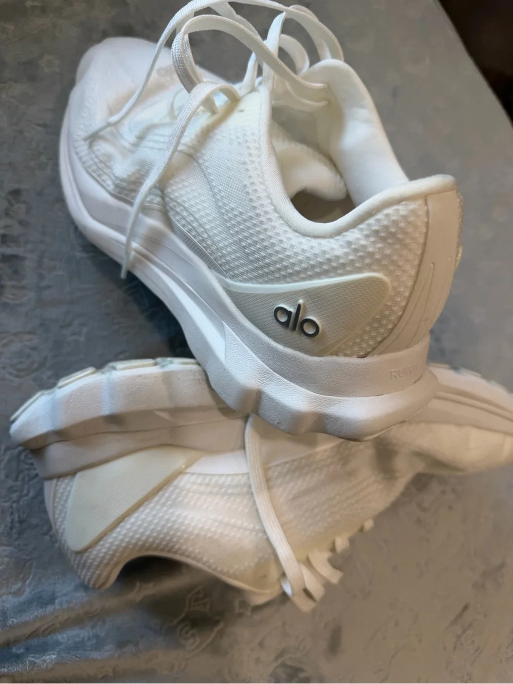 ALO Yoga Men's White Mesh Athletic Sneakers